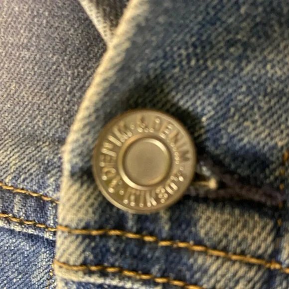 Jean jacket - Picture 7 of 13